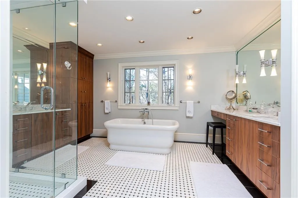 1415 N Harris Ridge, Atlanta, Georgia 30327, 5 Bedrooms Bedrooms, ,5 BathroomsBathrooms,Residential,Sold,1415 N Harris Ridge,6664311
