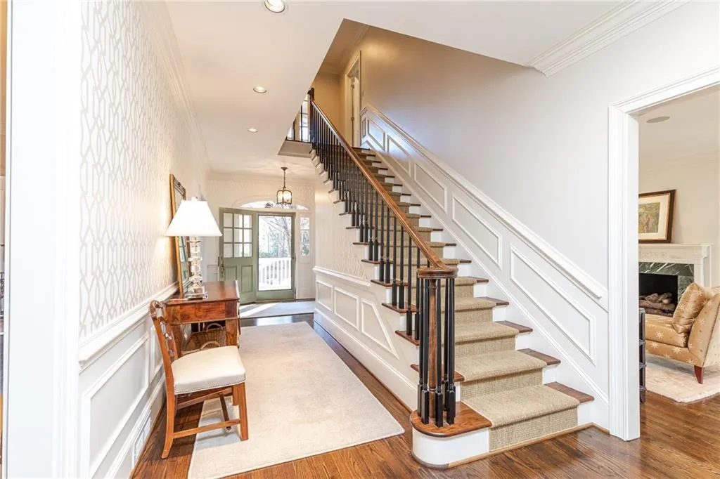 1415 N Harris Ridge, Atlanta, Georgia 30327, 5 Bedrooms Bedrooms, ,5 BathroomsBathrooms,Residential,Sold,1415 N Harris Ridge,6664311