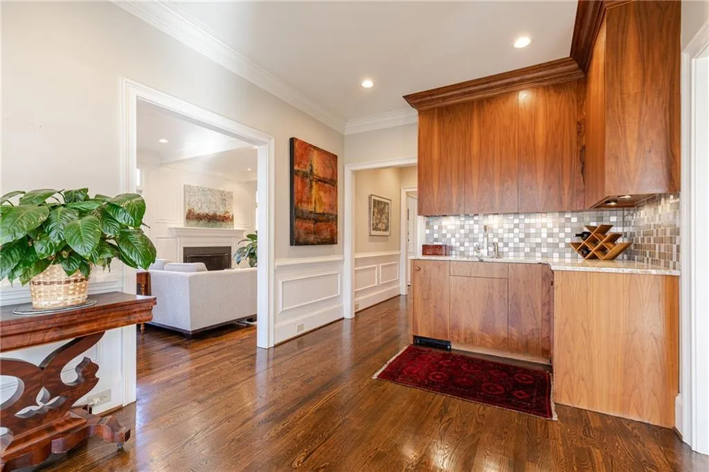 1415 N Harris Ridge, Atlanta, Georgia 30327, 5 Bedrooms Bedrooms, ,5 BathroomsBathrooms,Residential,Sold,1415 N Harris Ridge,6664311