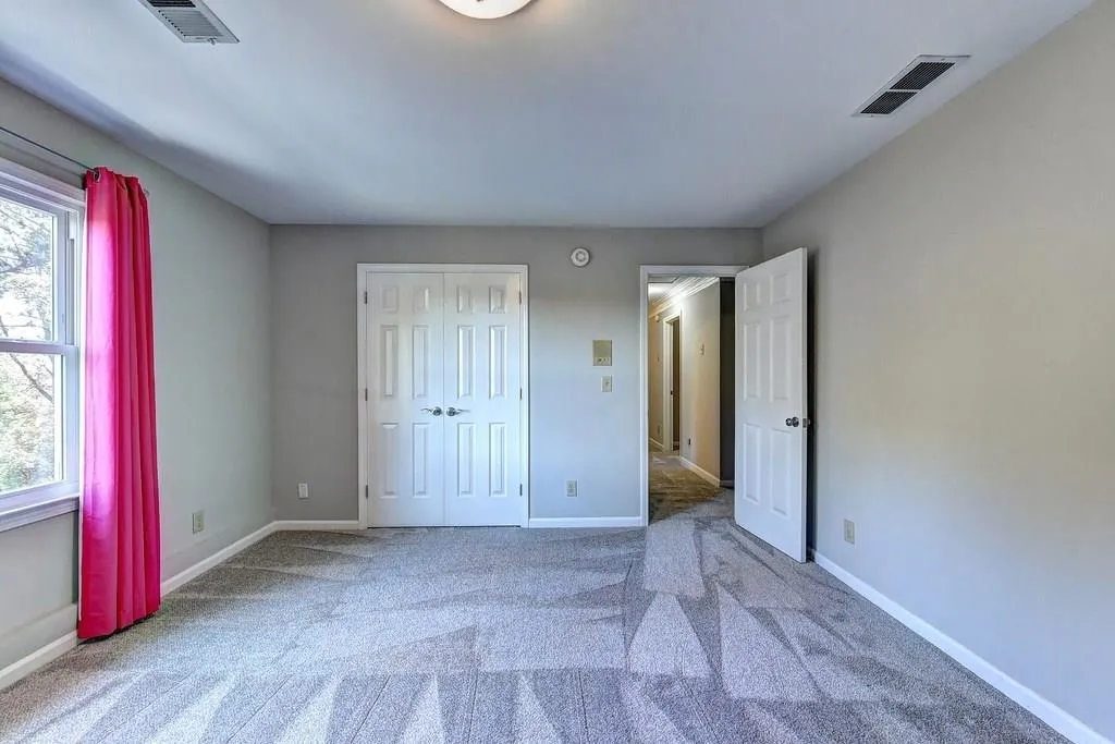 3000 Coles Way, Sandy Springs, Georgia 30350, 6 Bedrooms Bedrooms, ,5 BathroomsBathrooms,Residential,Sold,3000 Coles Way,6091840