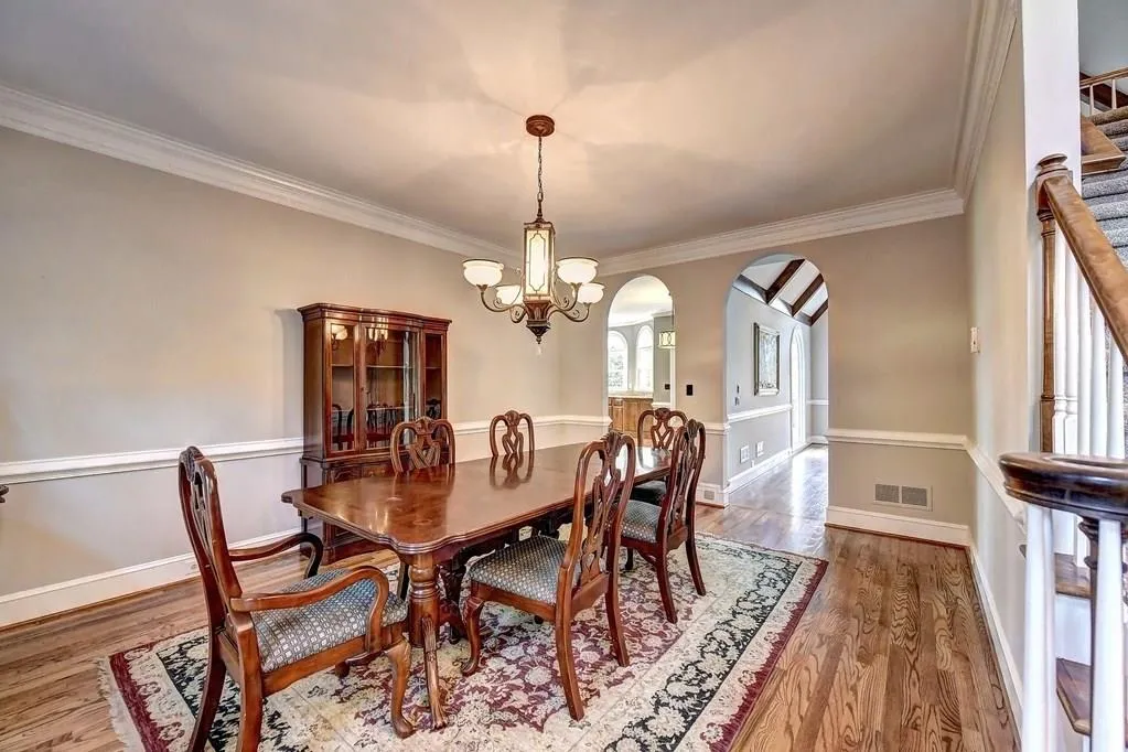 3000 Coles Way, Sandy Springs, Georgia 30350, 6 Bedrooms Bedrooms, ,5 BathroomsBathrooms,Residential,Sold,3000 Coles Way,6091840