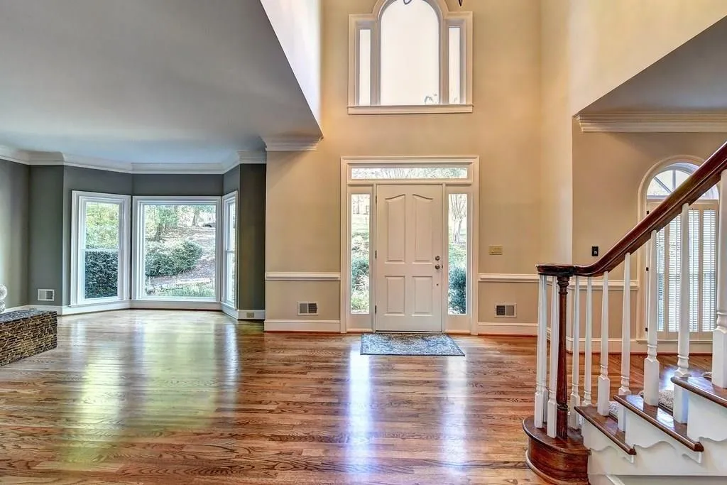 3000 Coles Way, Sandy Springs, Georgia 30350, 6 Bedrooms Bedrooms, ,5 BathroomsBathrooms,Residential,Sold,3000 Coles Way,6091840