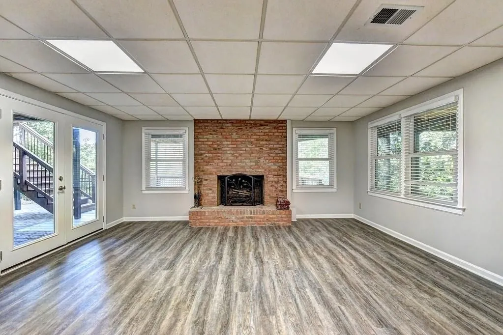 3000 Coles Way, Sandy Springs, Georgia 30350, 6 Bedrooms Bedrooms, ,5 BathroomsBathrooms,Residential,Sold,3000 Coles Way,6091840