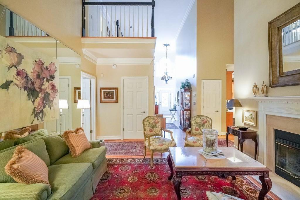 335 Ledgemont Court NE, Atlanta, Georgia 30342, 4 Bedrooms Bedrooms, ,3 BathroomsBathrooms,Residential,Sold,335 Ledgemont Court NE,7257001