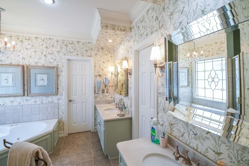 335 Ledgemont Court NE, Atlanta, Georgia 30342, 4 Bedrooms Bedrooms, ,3 BathroomsBathrooms,Residential,Sold,335 Ledgemont Court NE,7257001