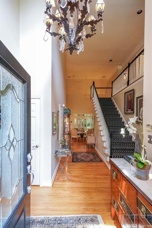 335 Ledgemont Court NE, Atlanta, Georgia 30342, 4 Bedrooms Bedrooms, ,3 BathroomsBathrooms,Residential,Sold,335 Ledgemont Court NE,7257001