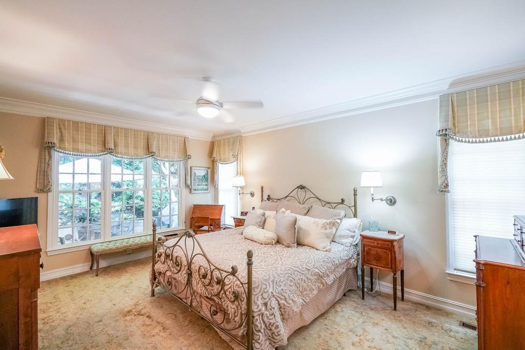 335 Ledgemont Court NE, Atlanta, Georgia 30342, 4 Bedrooms Bedrooms, ,3 BathroomsBathrooms,Residential,Sold,335 Ledgemont Court NE,7257001