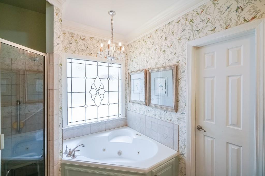 335 Ledgemont Court NE, Atlanta, Georgia 30342, 4 Bedrooms Bedrooms, ,3 BathroomsBathrooms,Residential,Sold,335 Ledgemont Court NE,7257001