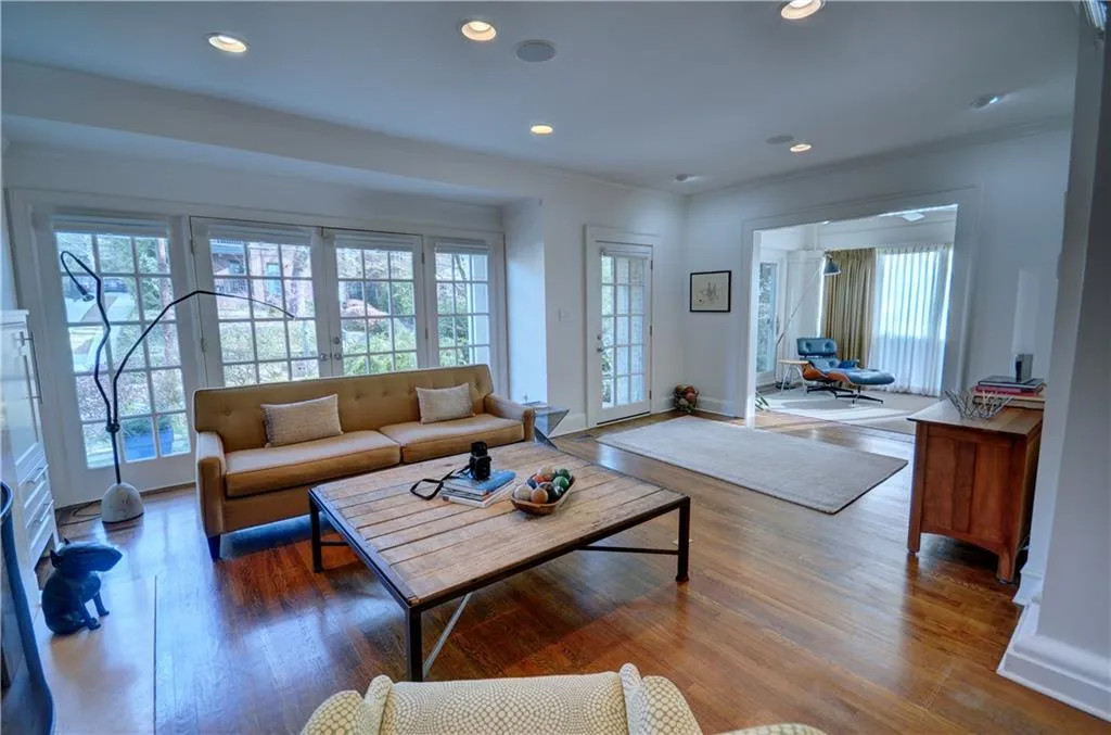 355 8th Street Ne, Atlanta, Georgia 30309, 2 Bedrooms Bedrooms, ,2 BathroomsBathrooms,Residential,Sold,355 8th Street Ne,5979723
