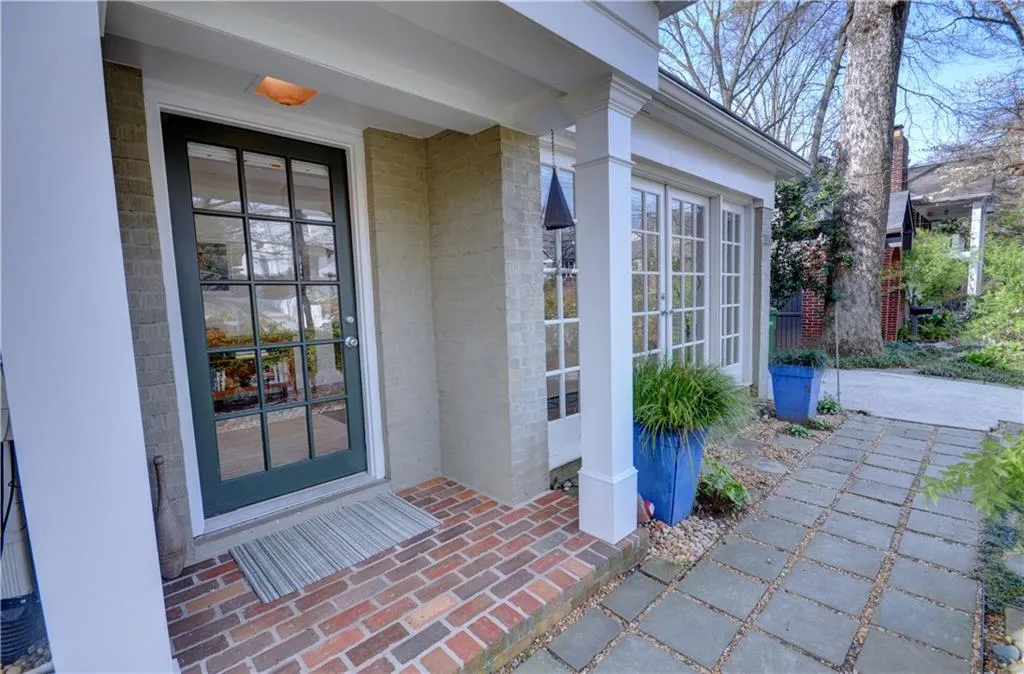 355 8th Street Ne, Atlanta, Georgia 30309, 2 Bedrooms Bedrooms, ,2 BathroomsBathrooms,Residential,Sold,355 8th Street Ne,5979723