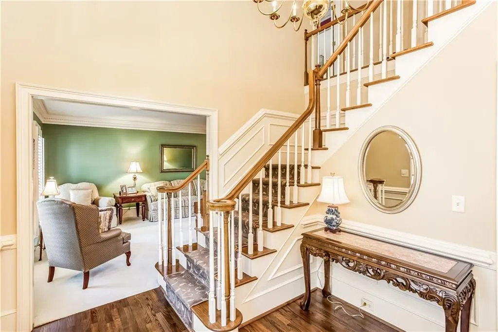 2645 Braffington Court, Sandy Springs, Georgia 30350, 4 Bedrooms Bedrooms, ,4 BathroomsBathrooms,Residential,Sold,2645 Braffington Court,5654530