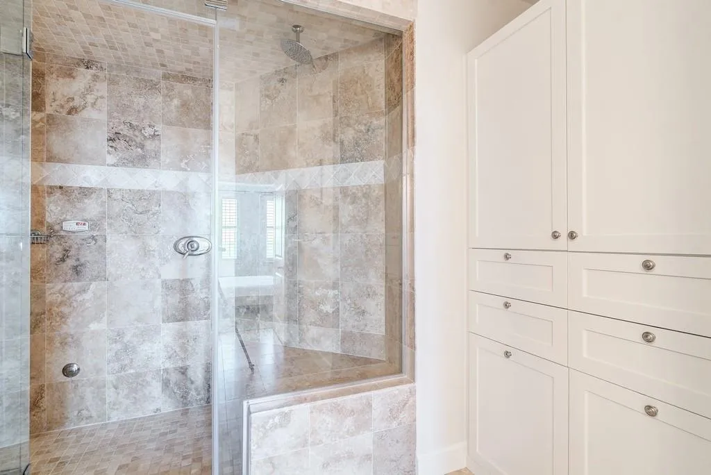 325 E Paces Ferry Road Ne Unit 1405, Atlanta, Georgia 30305, 2 Bedrooms Bedrooms, ,2 BathroomsBathrooms,Residential,For Sale,325 E Paces Ferry Road Ne Unit 1405,7554066