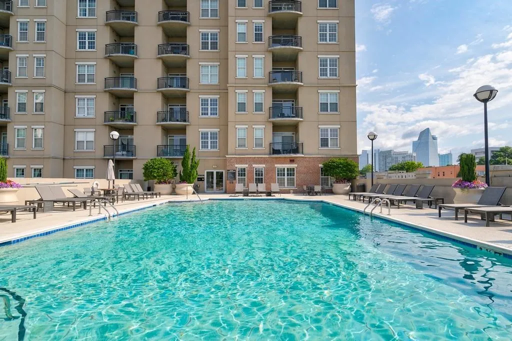 325 E Paces Ferry Road Ne Unit 1405, Atlanta, Georgia 30305, 2 Bedrooms Bedrooms, ,2 BathroomsBathrooms,Residential,For Sale,325 E Paces Ferry Road Ne Unit 1405,7554066
