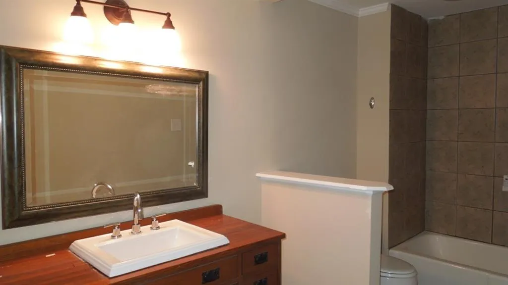 6520 Roswell Road Unit #8, Atlanta, Georgia 30328, 2 Bedrooms Bedrooms, ,1 BathroomBathrooms,Residential,Sold,6520 Roswell Road Unit #8,5642017