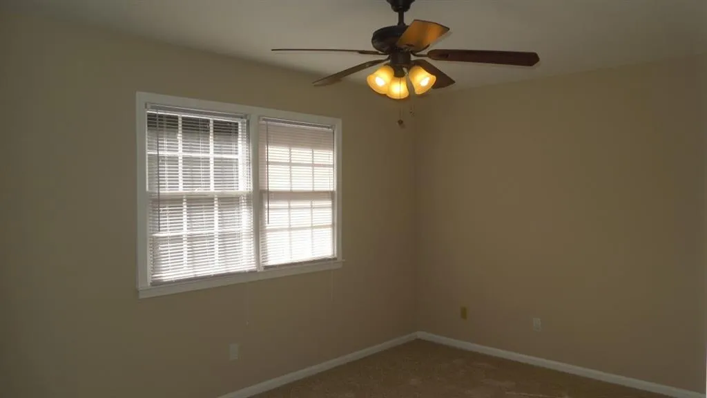 6520 Roswell Road Unit #8, Atlanta, Georgia 30328, 2 Bedrooms Bedrooms, ,1 BathroomBathrooms,Residential,Sold,6520 Roswell Road Unit #8,5642017