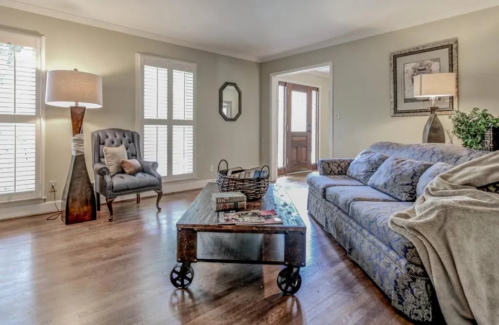 595 Chestnut Hall Lane, Atlanta, Georgia 30327, 4 Bedrooms Bedrooms, ,2 BathroomsBathrooms,Residential,Sold,595 Chestnut Hall Lane,5630180