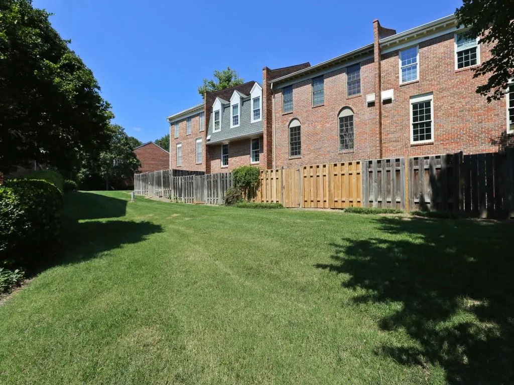 459 The North Chace Ne Unit 459, Sandy Springs, Georgia 30328, 3 Bedrooms Bedrooms, ,2 BathroomsBathrooms,Residential,Sold,459 The North Chace Ne Unit 459,5741844