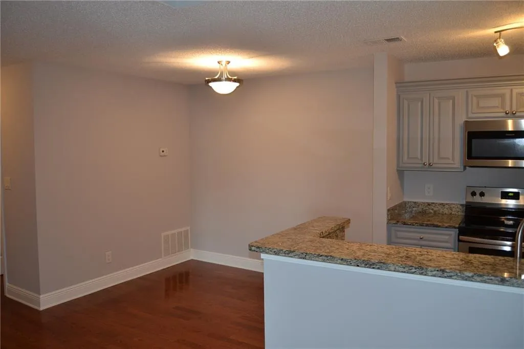4303 Santa Fe Parkway Unit 4303, Sandy Springs, Georgia 30350, 2 Bedrooms Bedrooms, ,2 BathroomsBathrooms,Residential,Sold,4303 Santa Fe Parkway Unit 4303,6014545