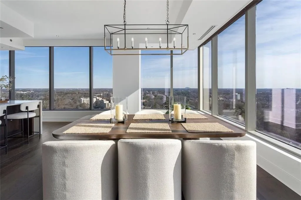3630 Peachtree Road Ne Unit #2104, Atlanta, Georgia 30326, 2 Bedrooms Bedrooms, ,2 BathroomsBathrooms,Residential,For Sale,3630 Peachtree Road Ne Unit #2104,7667110