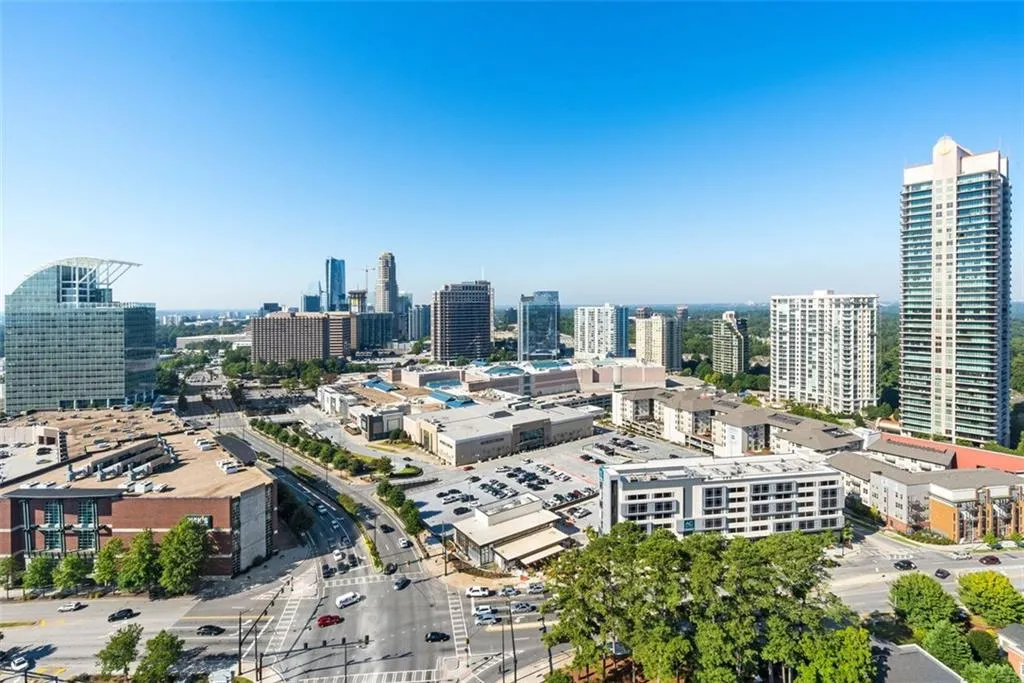 3630 Peachtree Road Ne Unit #2104, Atlanta, Georgia 30326, 2 Bedrooms Bedrooms, ,2 BathroomsBathrooms,Residential,For Sale,3630 Peachtree Road Ne Unit #2104,7667110