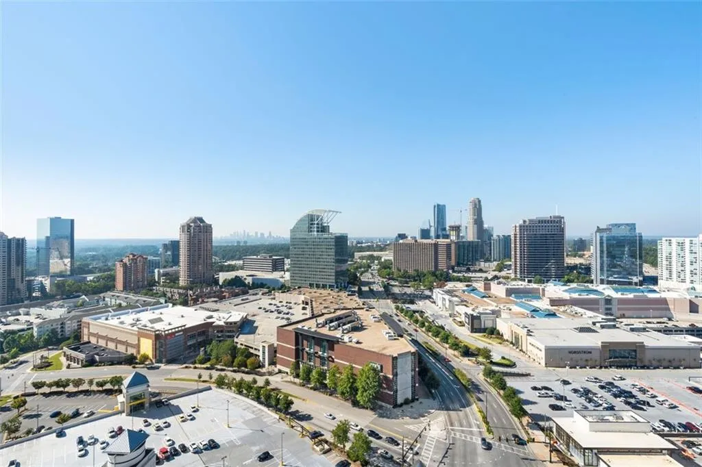 3630 Peachtree Road Ne Unit #2104, Atlanta, Georgia 30326, 2 Bedrooms Bedrooms, ,2 BathroomsBathrooms,Residential,For Sale,3630 Peachtree Road Ne Unit #2104,7667110