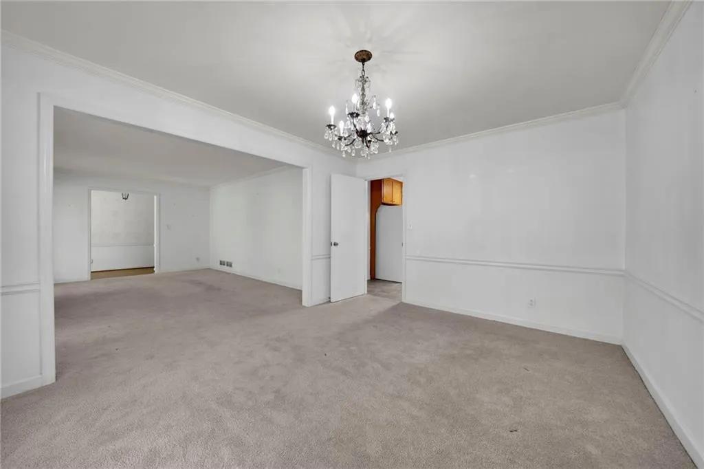 605 Patrick Place Ne, Sandy Springs, Georgia 30328, 3 Bedrooms Bedrooms, ,2 BathroomsBathrooms,Residential,Sold,605 Patrick Place Ne,7359227