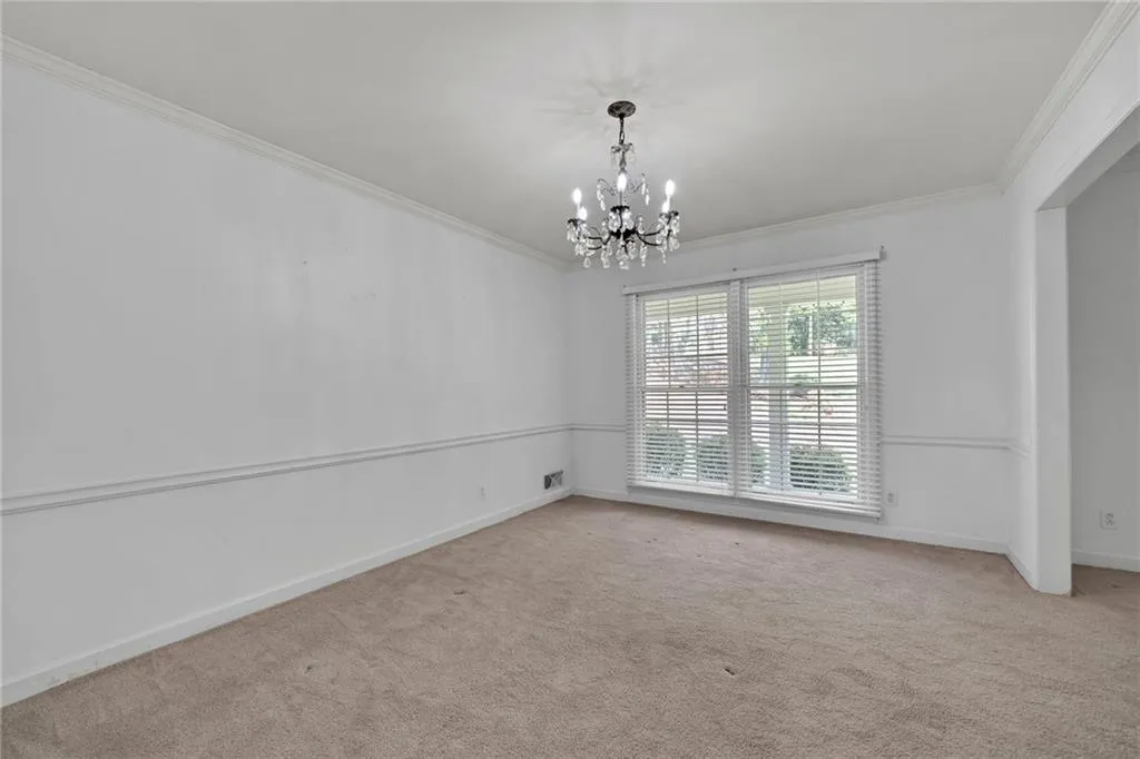 605 Patrick Place Ne, Sandy Springs, Georgia 30328, 3 Bedrooms Bedrooms, ,2 BathroomsBathrooms,Residential,Sold,605 Patrick Place Ne,7359227