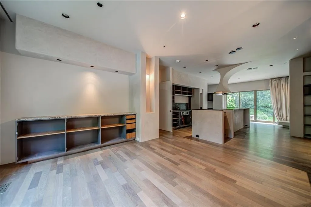 720 Weatherly Lane, Sandy Springs, Georgia 30328, 5 Bedrooms Bedrooms, ,4 BathroomsBathrooms,Residential,Sold,720 Weatherly Lane,7098606 720 Weatherly Lane, Sandy Springs, Georgia 30328, 5 Bedrooms Bedrooms, ,4 BathroomsBathrooms,Residential,Sold,720 Weatherly Lane,7098606