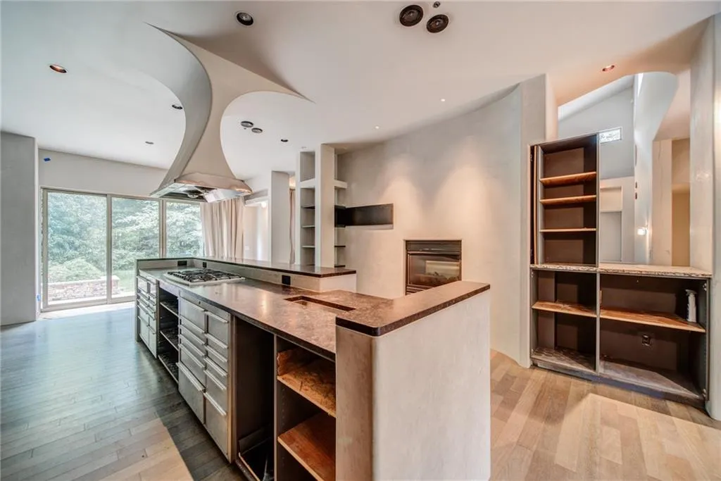 720 Weatherly Lane, Sandy Springs, Georgia 30328, 5 Bedrooms Bedrooms, ,4 BathroomsBathrooms,Residential,Sold,720 Weatherly Lane,7098606 720 Weatherly Lane, Sandy Springs, Georgia 30328, 5 Bedrooms Bedrooms, ,4 BathroomsBathrooms,Residential,Sold,720 Weatherly Lane,7098606