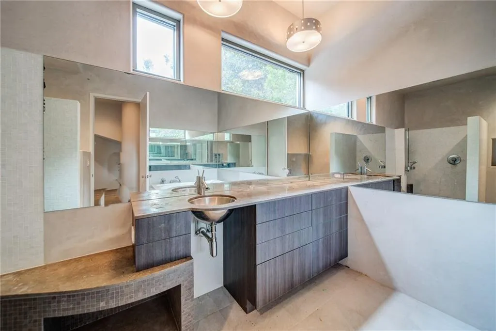 720 Weatherly Lane, Sandy Springs, Georgia 30328, 5 Bedrooms Bedrooms, ,4 BathroomsBathrooms,Residential,Sold,720 Weatherly Lane,7098606 720 Weatherly Lane, Sandy Springs, Georgia 30328, 5 Bedrooms Bedrooms, ,4 BathroomsBathrooms,Residential,Sold,720 Weatherly Lane,7098606