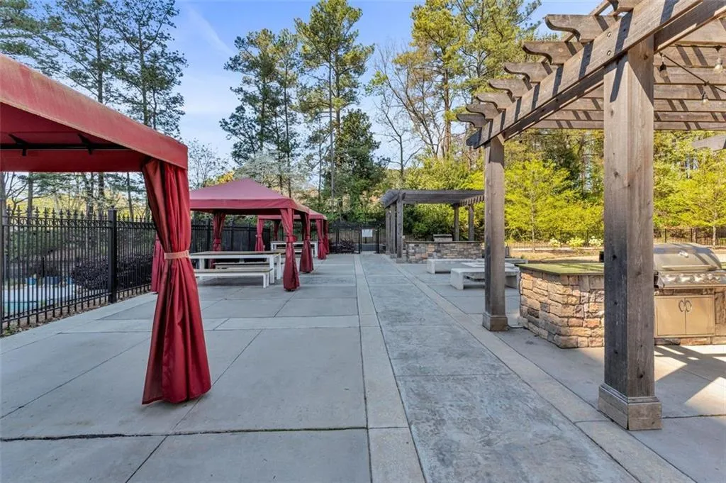 795 Hammond Drive Unit 509, Atlanta, Georgia 30328, 1 Bedroom Bedrooms, ,1 BathroomBathrooms,Residential,Sold,795 Hammond Drive Unit 509,7357686