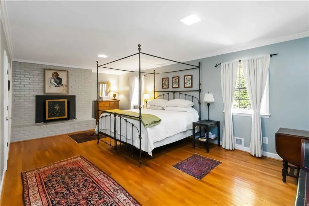 3475 Tanbark Court Ne, Atlanta, Georgia 30319, 5 Bedrooms Bedrooms, ,3 BathroomsBathrooms,Residential,For Sale,3475 Tanbark Court Ne,7666881