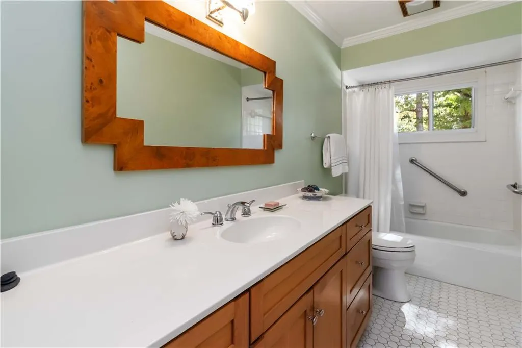 3475 Tanbark Court Ne, Atlanta, Georgia 30319, 5 Bedrooms Bedrooms, ,3 BathroomsBathrooms,Residential,For Sale,3475 Tanbark Court Ne,7666881