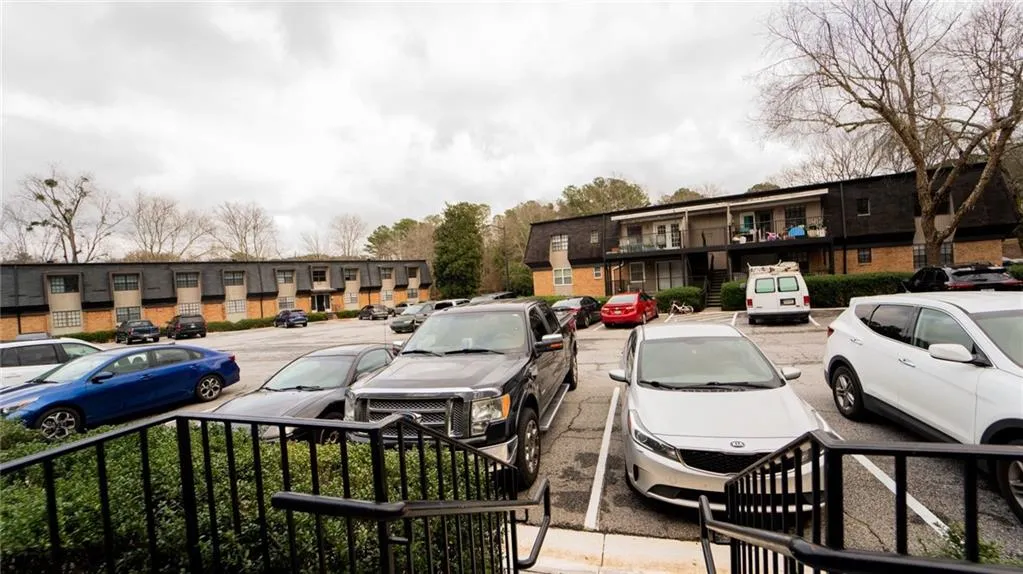 365 Winding River Drive Unit D, Sandy Springs, Georgia 30350, 2 Bedrooms Bedrooms, ,2 BathroomsBathrooms,Residential,Sold,365 Winding River Drive Unit D,7153030