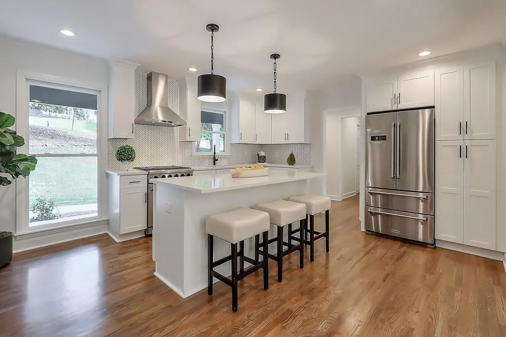 395 Montevallo Drive, Sandy Springs, Georgia 30342, 4 Bedrooms Bedrooms, ,3 BathroomsBathrooms,Residential,Sold,395 Montevallo Drive,7077552
