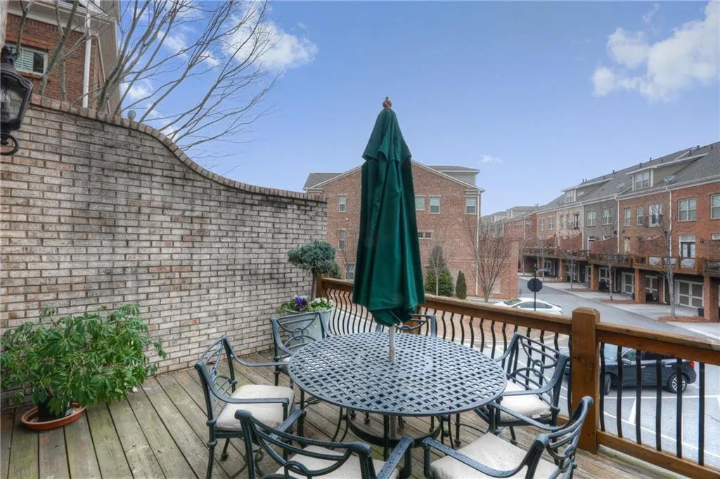 357 Alderwood Lane Unit 53, Sandy Springs, Georgia 30328, 3 Bedrooms Bedrooms, ,3 BathroomsBathrooms,Residential,Sold,357 Alderwood Lane Unit 53,5802461