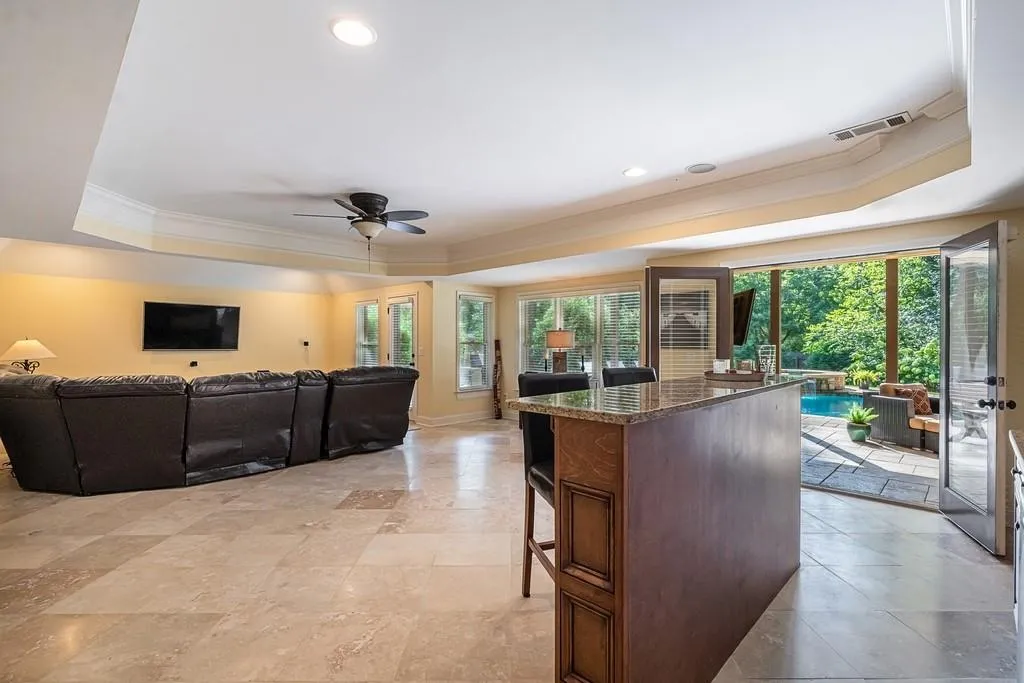 309 Windsor Parkway, Sandy Springs, Georgia 30342, 5 Bedrooms Bedrooms, ,5 BathroomsBathrooms,Residential,Sold,309 Windsor Parkway,6779853