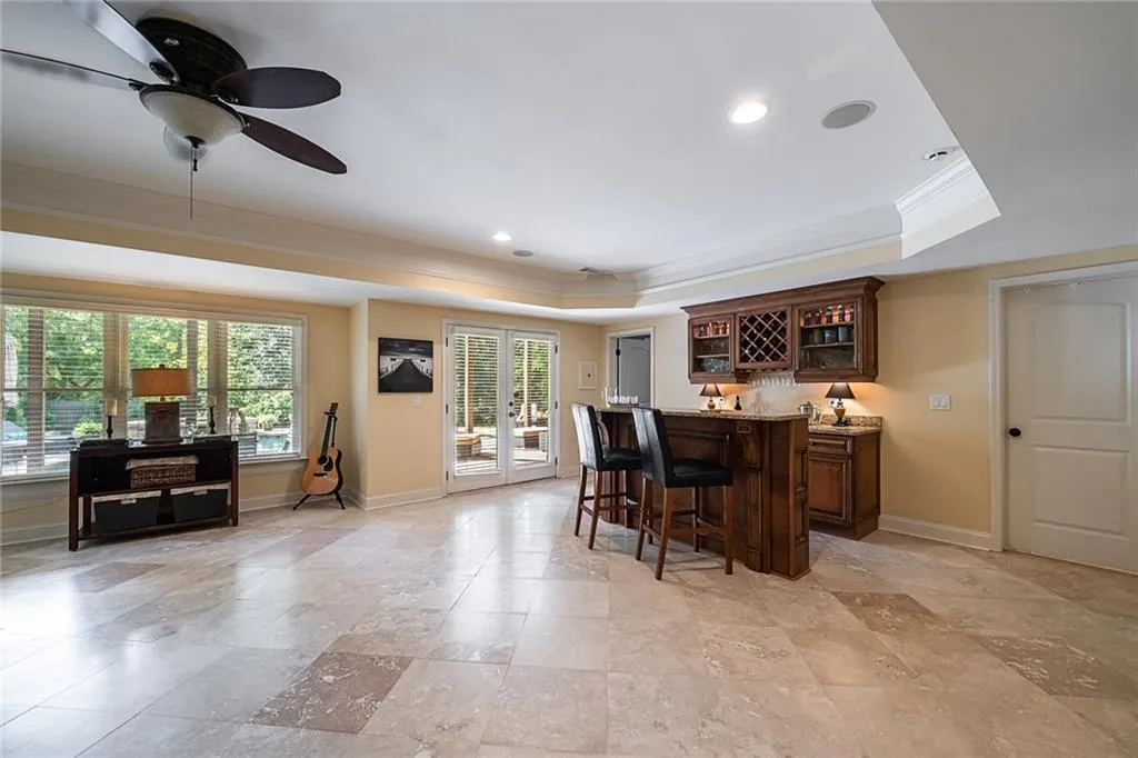 309 Windsor Parkway, Sandy Springs, Georgia 30342, 5 Bedrooms Bedrooms, ,5 BathroomsBathrooms,Residential,Sold,309 Windsor Parkway,6779853