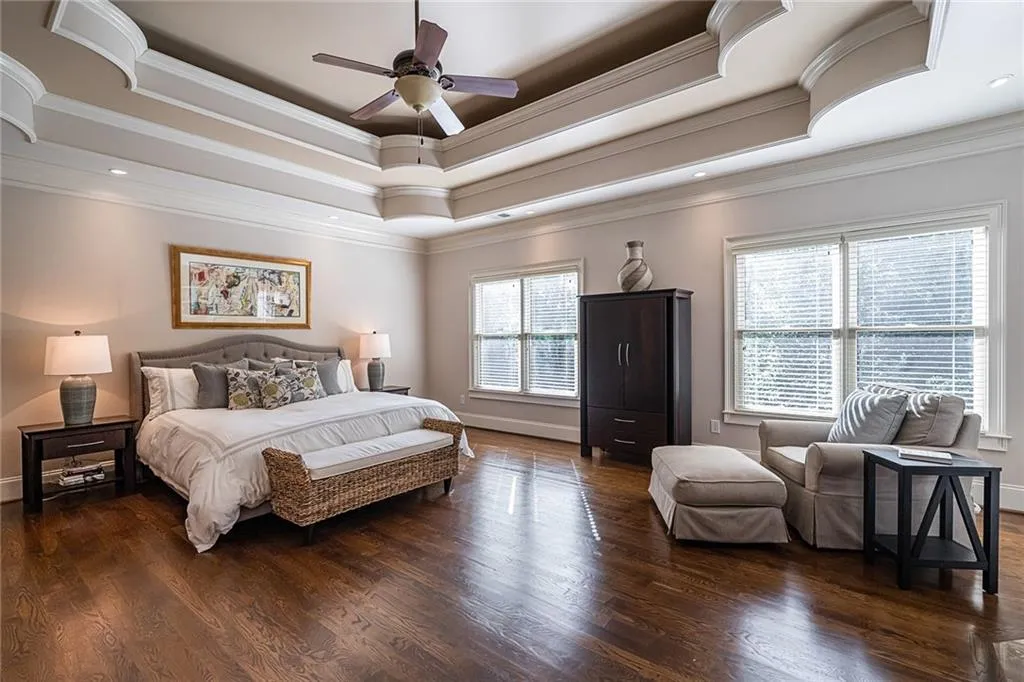 309 Windsor Parkway, Sandy Springs, Georgia 30342, 5 Bedrooms Bedrooms, ,5 BathroomsBathrooms,Residential,Sold,309 Windsor Parkway,6779853