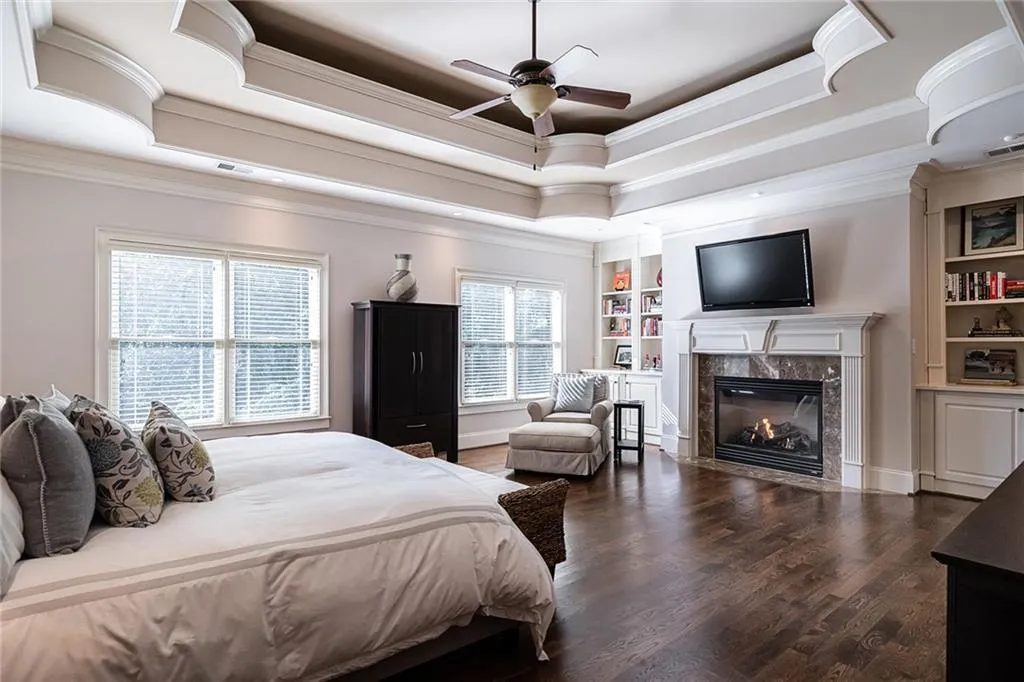 309 Windsor Parkway, Sandy Springs, Georgia 30342, 5 Bedrooms Bedrooms, ,5 BathroomsBathrooms,Residential,Sold,309 Windsor Parkway,6779853