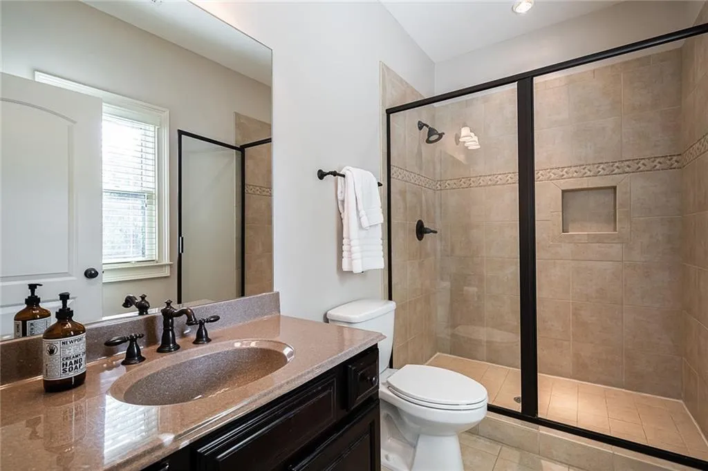 309 Windsor Parkway, Sandy Springs, Georgia 30342, 5 Bedrooms Bedrooms, ,5 BathroomsBathrooms,Residential,Sold,309 Windsor Parkway,6779853