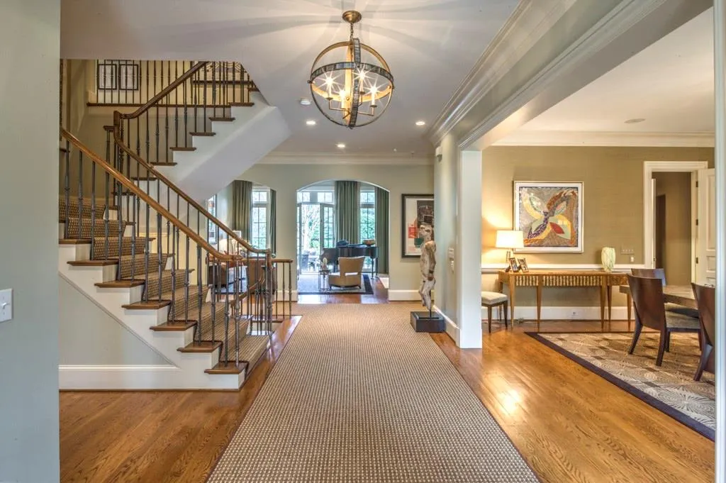 3635 Rembrandt Road Nw, Atlanta, Georgia 30327, 6 Bedrooms Bedrooms, ,7 BathroomsBathrooms,Residential,Sold,3635 Rembrandt Road Nw,5801983