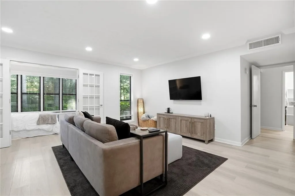 709 Summit North Drive Ne Unit 709, Atlanta, Georgia 30324, 1 Bedroom Bedrooms, 0 ,1 BathroomBathrooms,Residential,For Sale,709 Summit North Drive Ne Unit 709,7774512