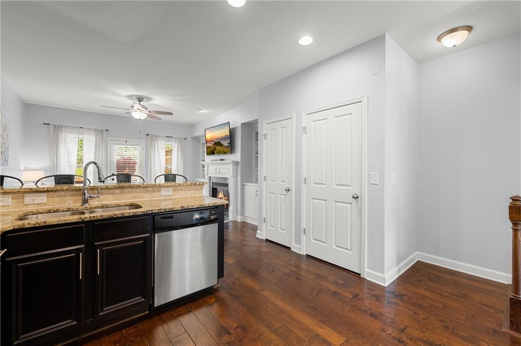 7430 Glisten Avenue, Sandy Springs, Georgia 30328, 3 Bedrooms Bedrooms, ,3 BathroomsBathrooms,Residential,Sold,7430 Glisten Avenue,7267360