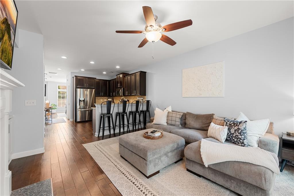 7430 Glisten Avenue, Sandy Springs, Georgia 30328, 3 Bedrooms Bedrooms, ,3 BathroomsBathrooms,Residential,Sold,7430 Glisten Avenue,7267360