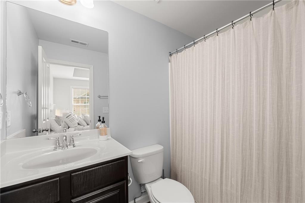 7430 Glisten Avenue, Sandy Springs, Georgia 30328, 3 Bedrooms Bedrooms, ,3 BathroomsBathrooms,Residential,Sold,7430 Glisten Avenue,7267360