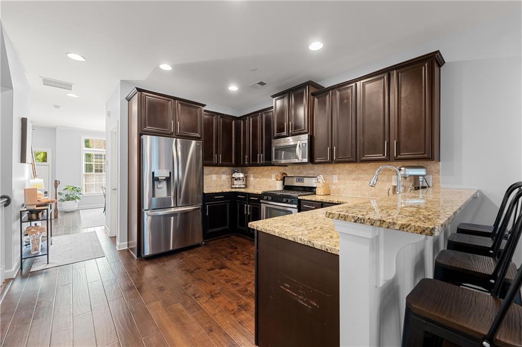 7430 Glisten Avenue, Sandy Springs, Georgia 30328, 3 Bedrooms Bedrooms, ,3 BathroomsBathrooms,Residential,Sold,7430 Glisten Avenue,7267360