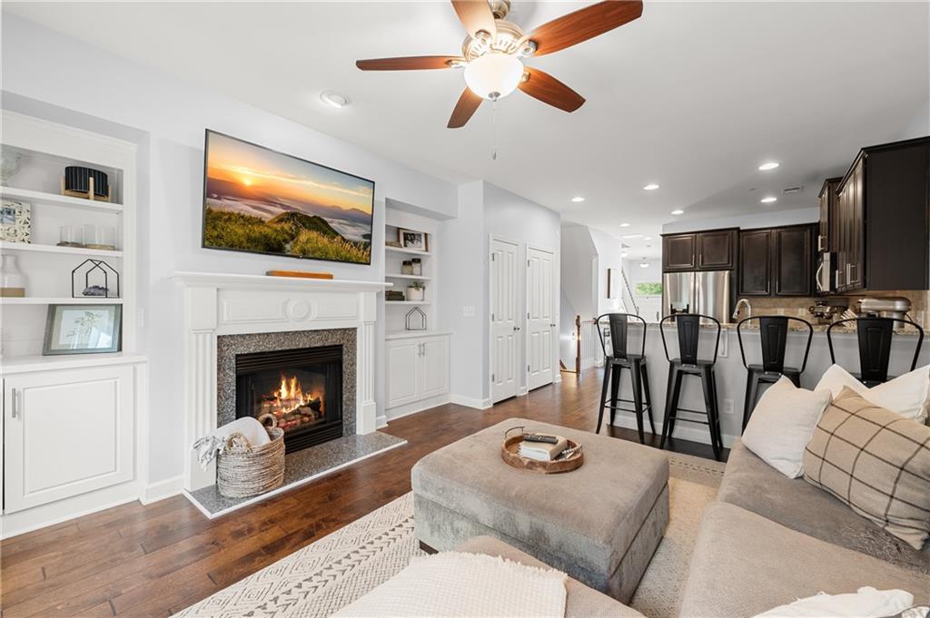 7430 Glisten Avenue, Sandy Springs, Georgia 30328, 3 Bedrooms Bedrooms, ,3 BathroomsBathrooms,Residential,Sold,7430 Glisten Avenue,7267360