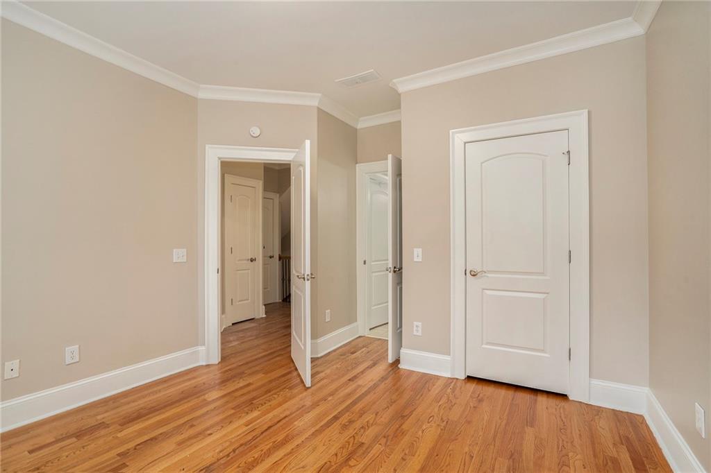 1075 CHARLES TOWNE Square, Sandy Springs, Georgia 30328, 4 Bedrooms Bedrooms, ,3 BathroomsBathrooms,Residential,Sold,1075 CHARLES TOWNE Square,7321739 1075 CHARLES TOWNE Square, Sandy Springs, Georgia 30328, 4 Bedrooms Bedrooms, ,3 BathroomsBathrooms,Residential,Sold,1075 CHARLES TOWNE Square,7321739