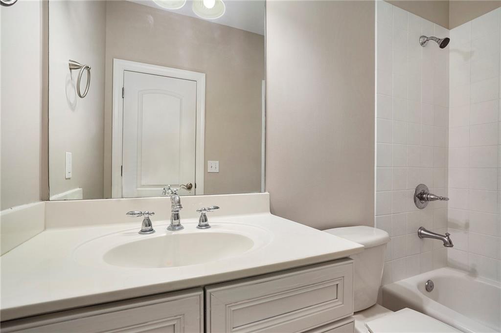 1075 CHARLES TOWNE Square, Sandy Springs, Georgia 30328, 4 Bedrooms Bedrooms, ,3 BathroomsBathrooms,Residential,Sold,1075 CHARLES TOWNE Square,7321739 1075 CHARLES TOWNE Square, Sandy Springs, Georgia 30328, 4 Bedrooms Bedrooms, ,3 BathroomsBathrooms,Residential,Sold,1075 CHARLES TOWNE Square,7321739